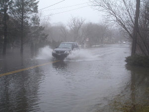 Rye_ny_flooding_park_avenue_03022007_1