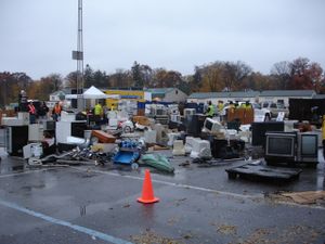 Andy Spano and Your Old TV: County Collects 2,400 Car Loads of Toxic Junk