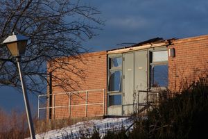 Old enterance 02-14-2010 110