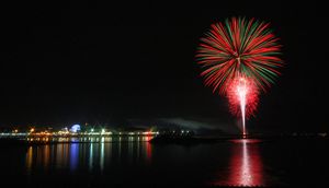 Playland Fireworks by @Writemo