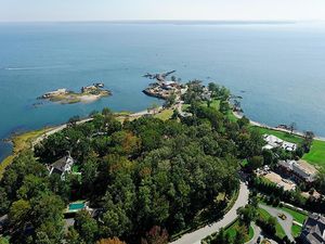 $24 Million Parsonage Point Property in Rye Up for Sale