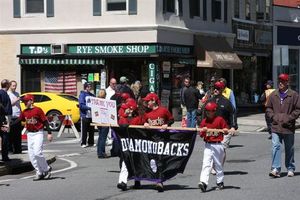 Smoke shop ll parade 2010