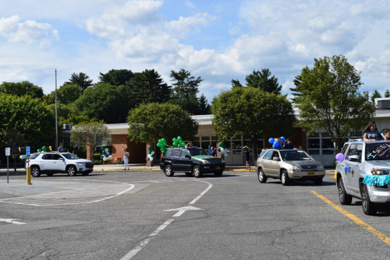 Osborn School Graduation Car Parade June 2020 Parade Heading Round Circle