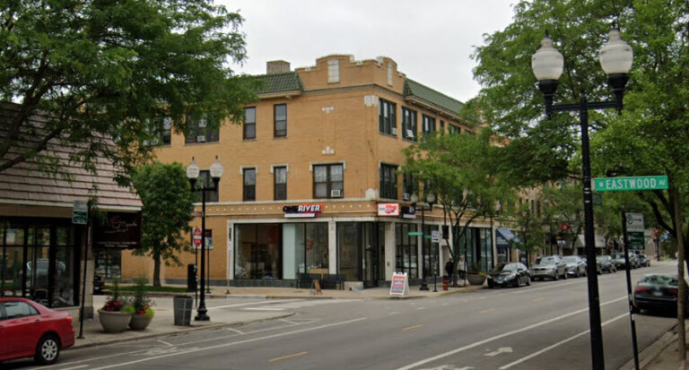 4621-25 N. Lincoln Avenue Chicago, IL - sold by Pioneer Acquisitions LLC