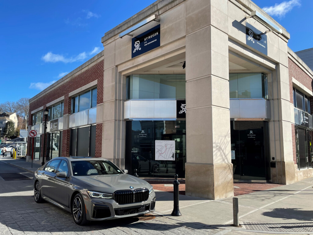 BMW St. Regis Residences, Rye