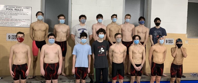 Boys Rye/Rye Neck Varsity Swim Team 2021