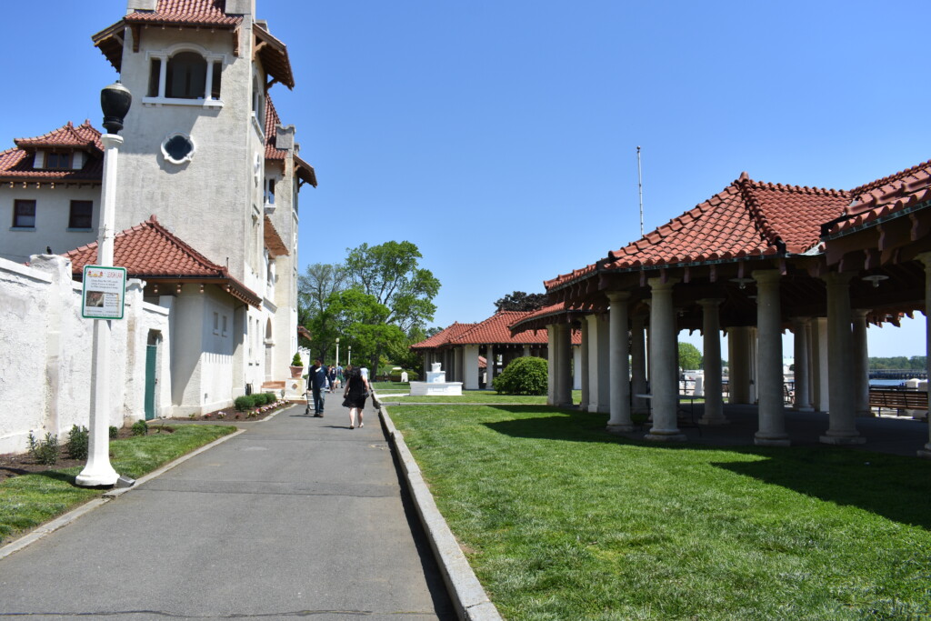 The Oakland Pavilions at Rye Town Park today. Credit: Pei Pei Martin.