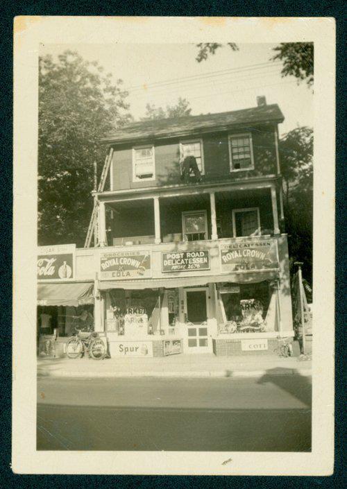 (PHOTO: The old Jerry's Post Road Market back in the day.)