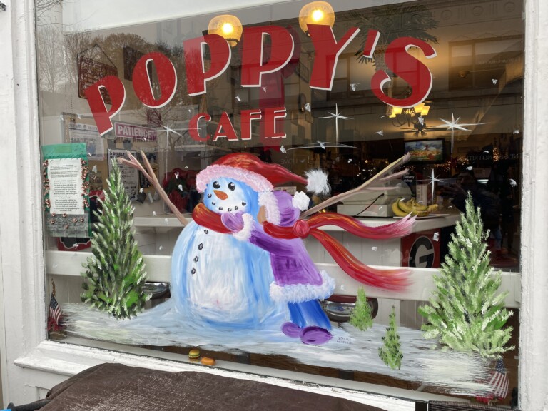 Poppy's Cafe window winter 2021 IMG_3325