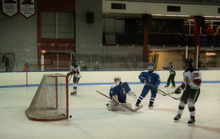 Rye Boys Varsity Hockey v Pearl River 2021-12-15 -- 1 HAT-8609