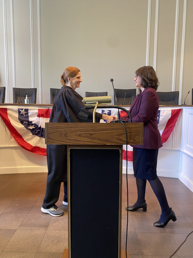 (PHOTO: Rye City Court Judge Valerie Livingston swearing in new City Councilwoman Lori Fontanes on Sunday, January 1, 2023.)