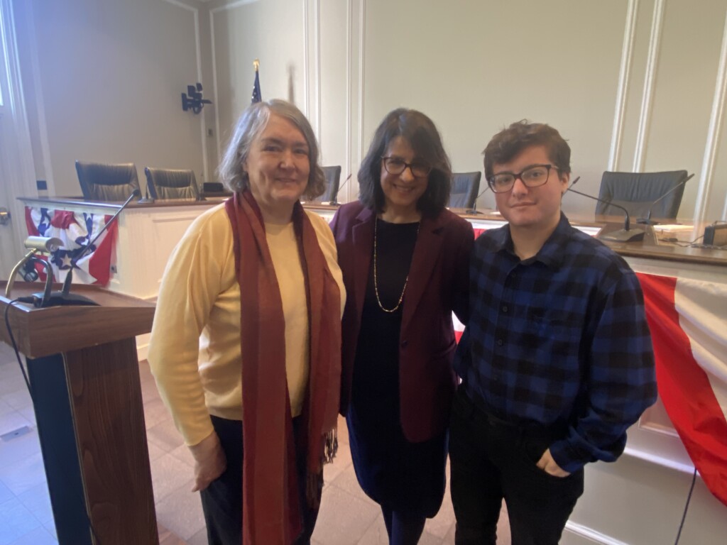 (PHOTO: New City Councilwoman Lori Fontanes (center) with friend Meredith Wright (left) and son Jason Rosenburgh (right) at her swearing in on Sunday, January 1, 2023.)