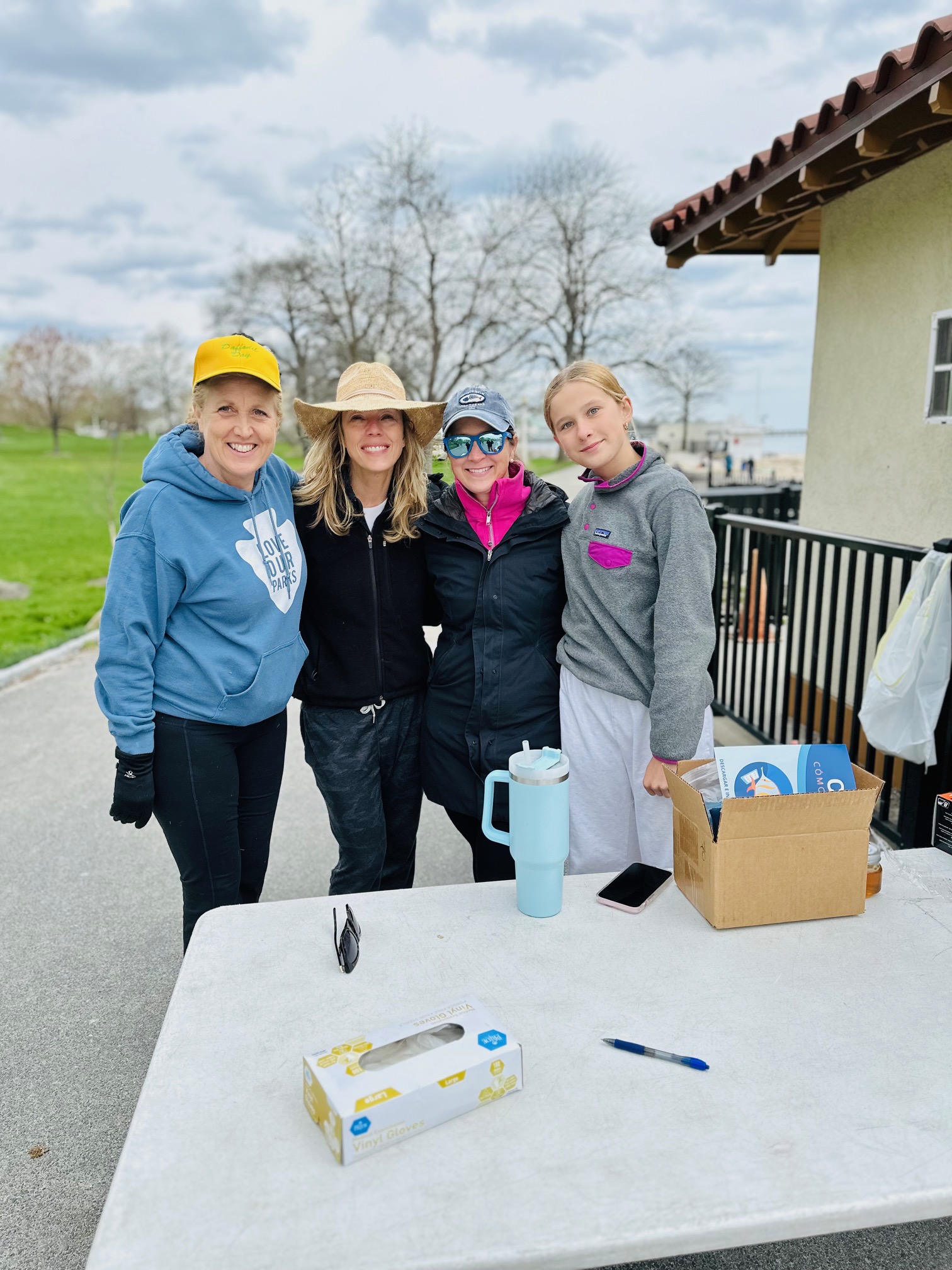 (PHOTO: Friends of Rye Town Park board members Jamie Jensen and Diana Page with Save the Sound volunteers Katherine Doherty and her daughter Kayla, who helped to organize the Rye Town Park Oakland Beach cleanup on Sunday, April 21, 2024. Kayla wants to be a marine biologist and is currently doing a LI Sound water research intensive program.)