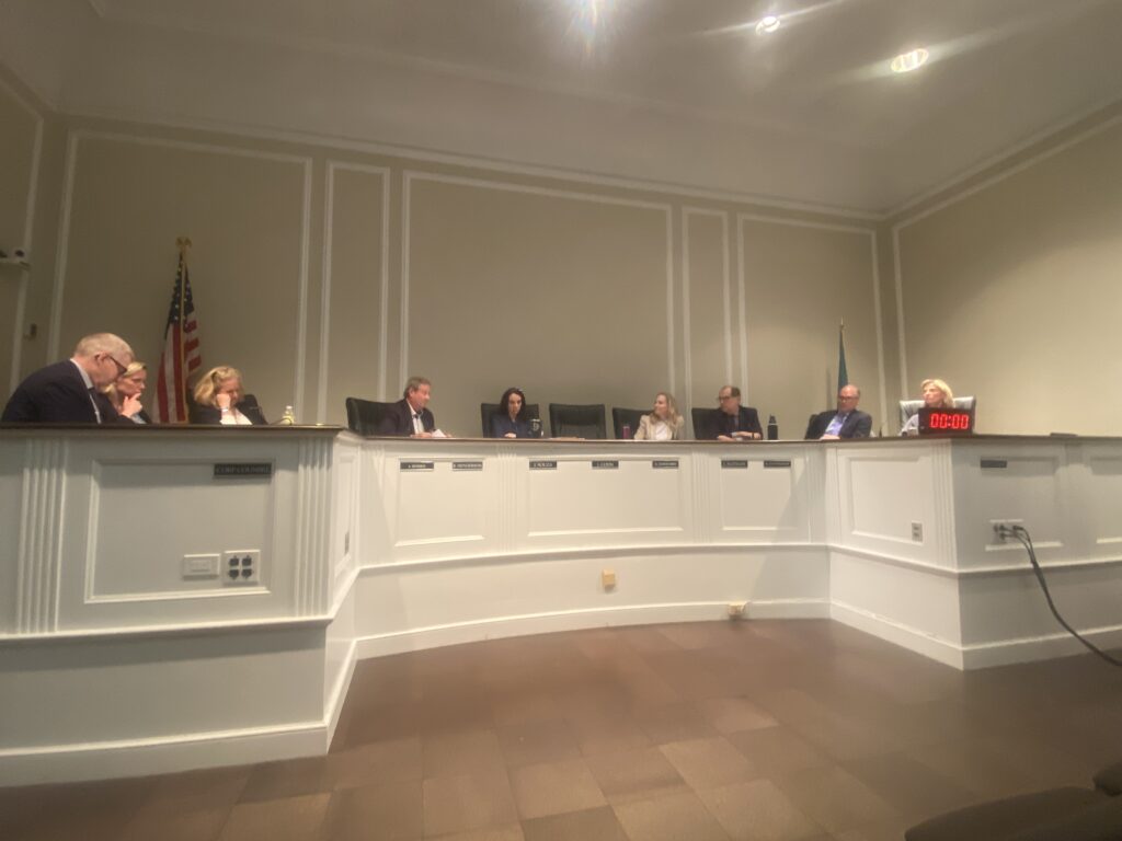 (PHOTO: The Rye City Council during the over two hours of debate on Nursery Field at the Wednesday, April 17, 2024 meeting.)(PHOTO: The Rye City Council during the over two hours of debate on Nursery Field at the Wednesday, April 17, 2024 meeting.)