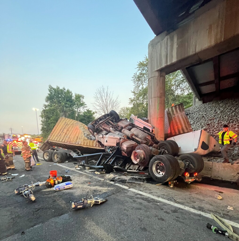 (PHOTO: Early Thursday, September 12, 2024, a tractor trailer veered off I-287 Eastbound and down an embankment. Multiple agencies responded including NYS Troopers, Rye FD, Port Chester-Rye-Rye Brook EMS and a White Plains rescue team. The truck driver was extricated after almost an hour of emergency crew work, and was taken to the hospital with a head laceration and for further medical evaluation.)