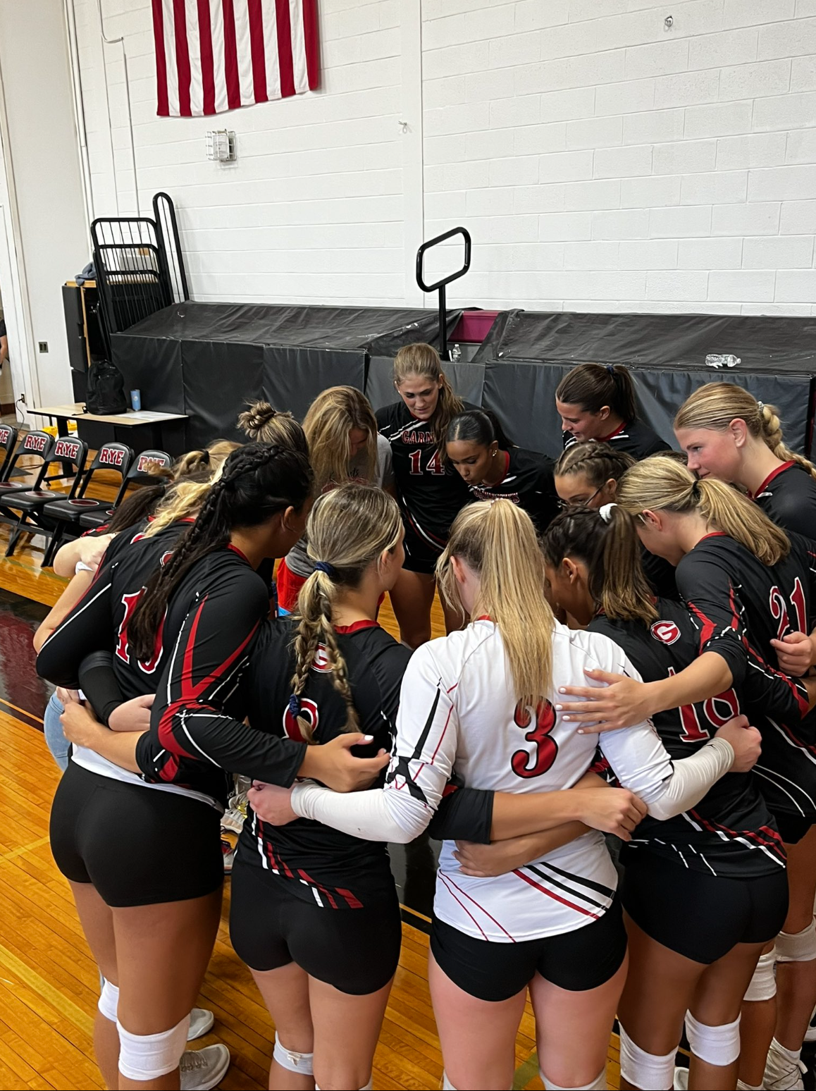 Varsity Volleyball Falls to Pearl River, 3-0