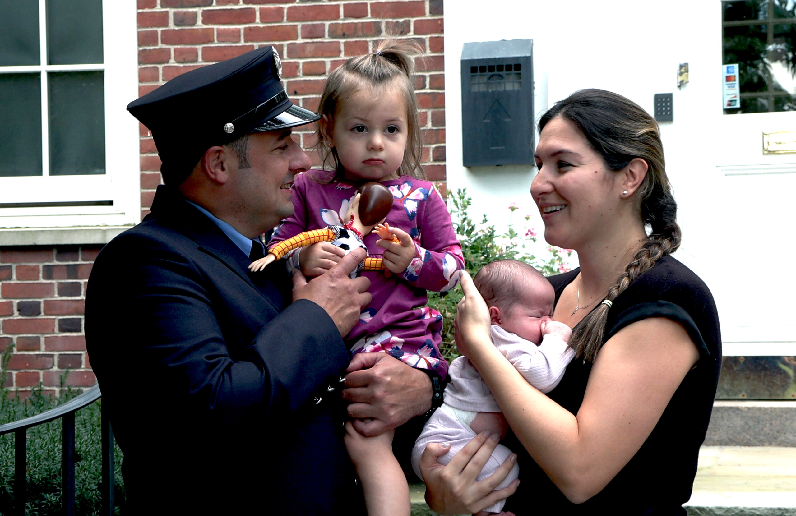 PHOTO: Ryan Iarocci with his wife Ninamarie and their daughters Ryleigh and Hailey Anne.