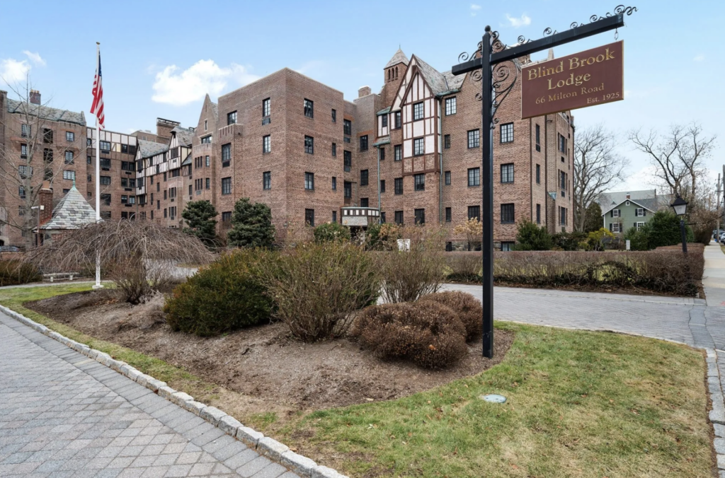 66 Milton Road Apt B32, Rye