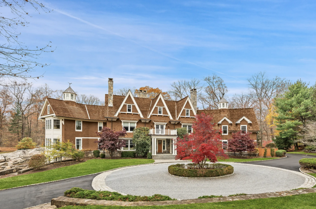 34 Dublin Hill Drive, Greenwich