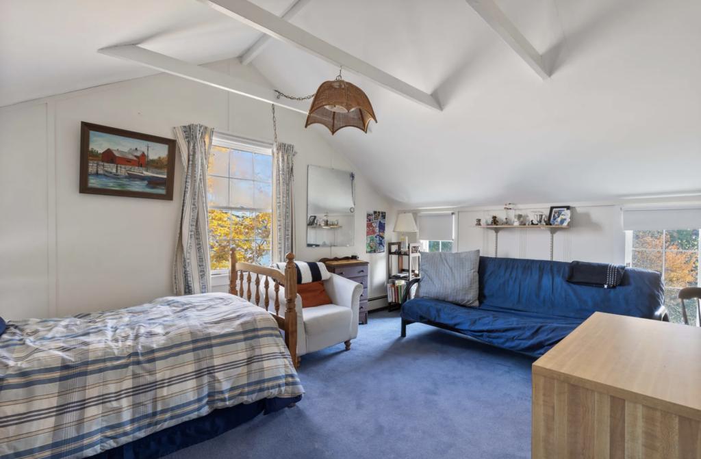 191 Kirby Lane, Rye