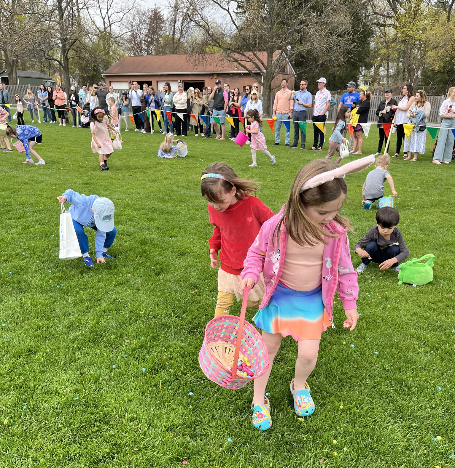 PHOTOS: Bunny, 8,500 Eggs & 1,000+ Residents @ Rec Egg Hunt