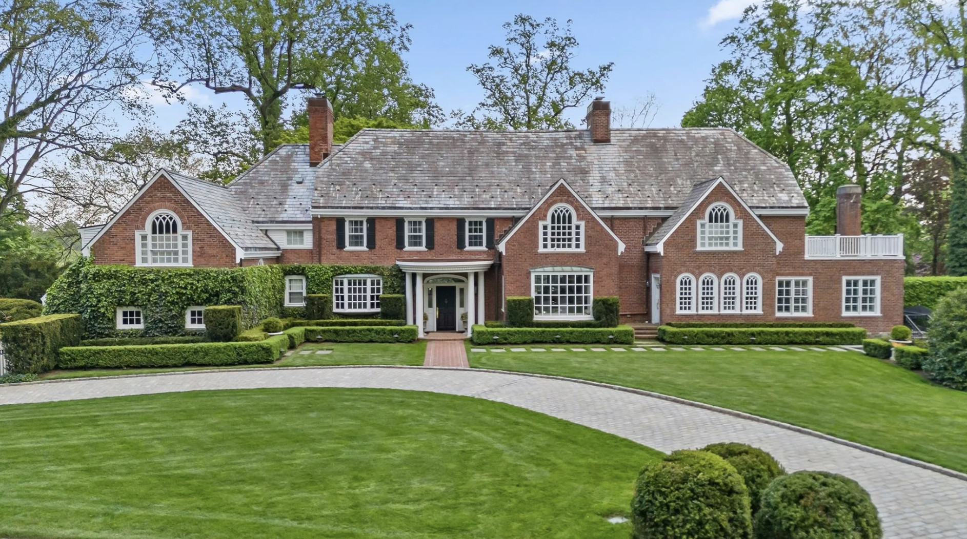 8 Boxwood Lane, Rye