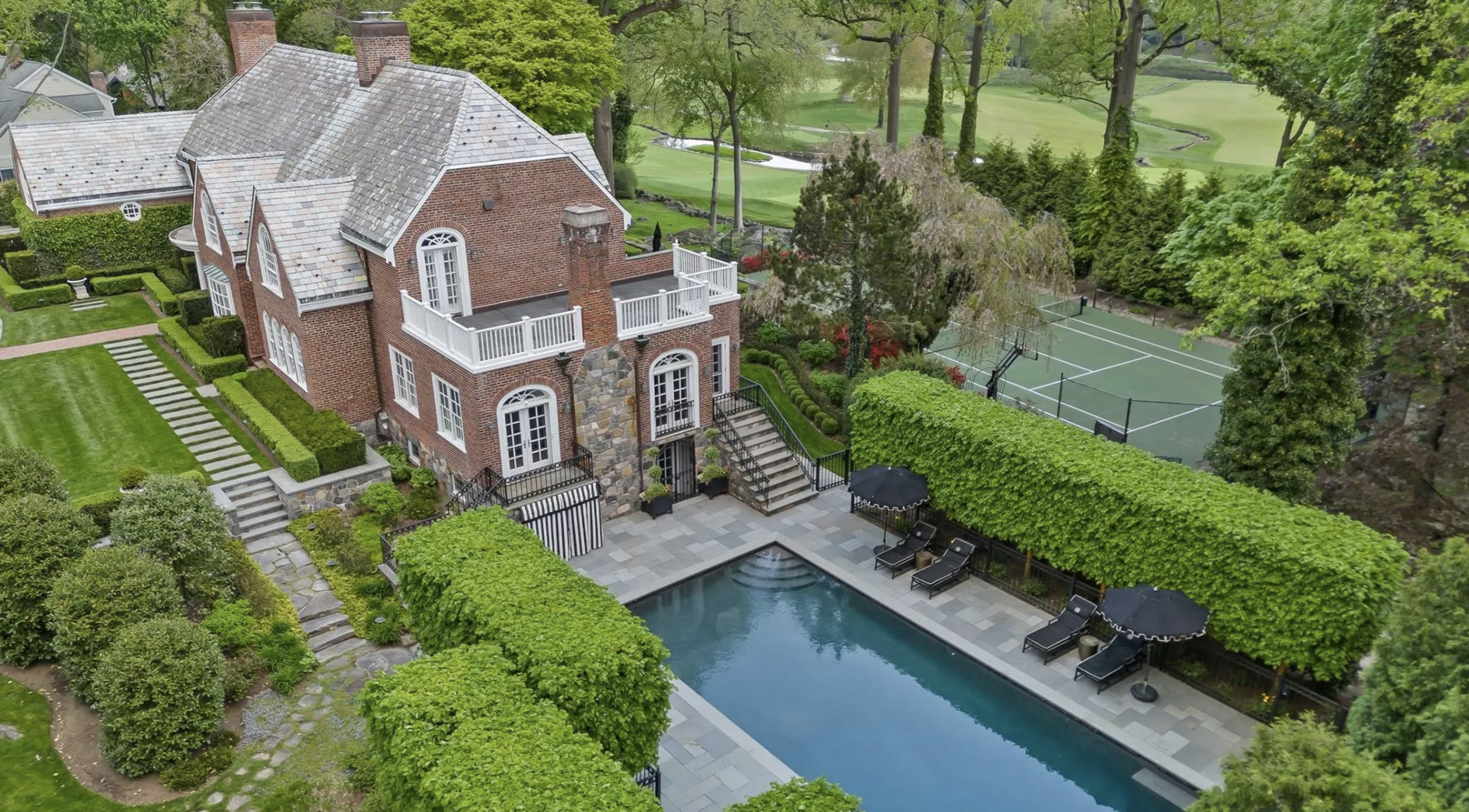 8 Boxwood Lane, Rye