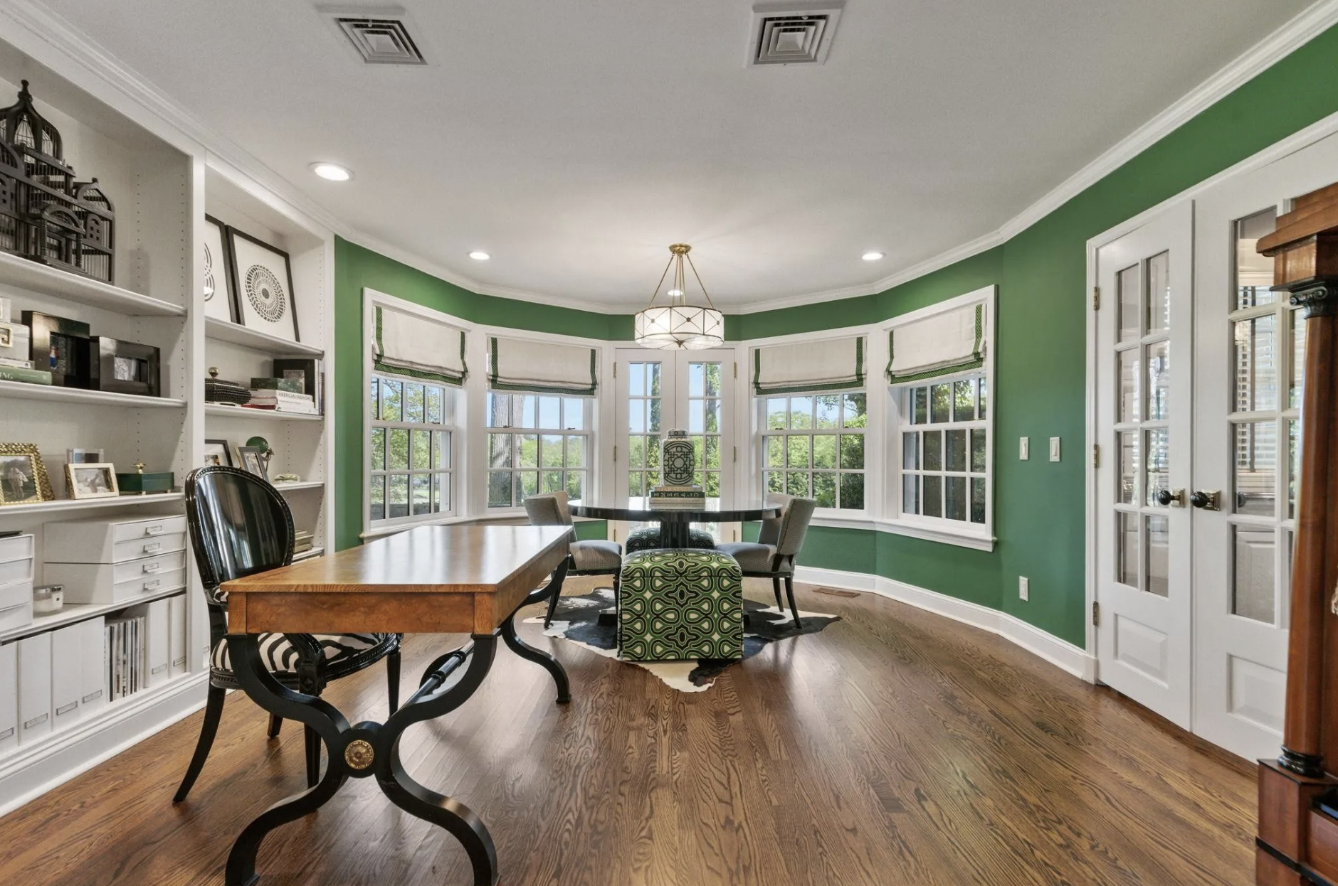 8 Boxwood Lane, Rye
