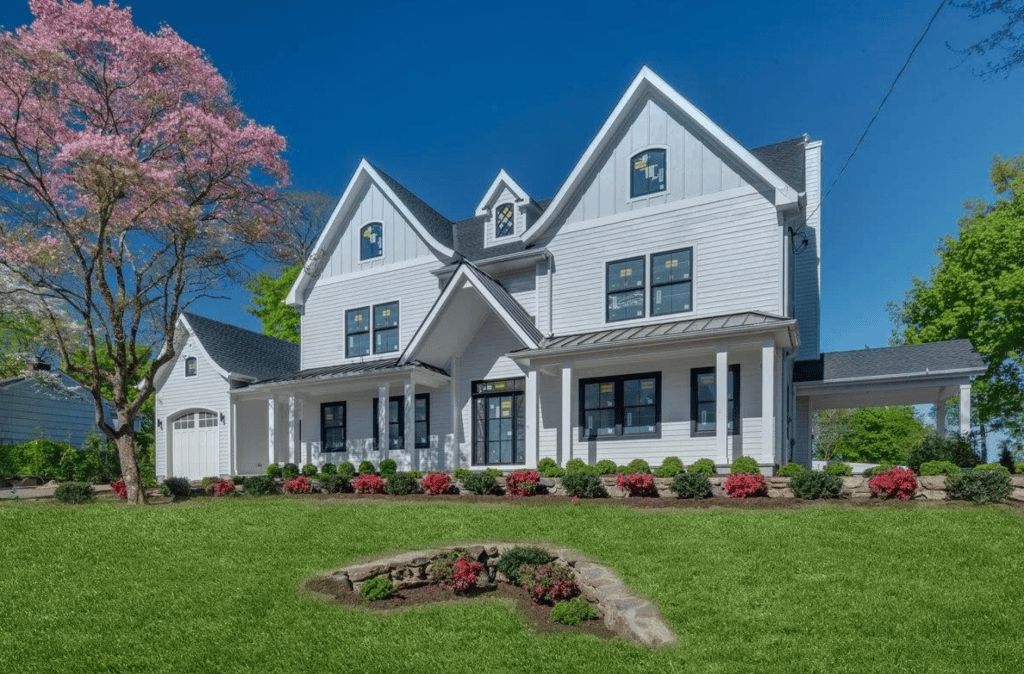 12 Fairway Avenue, Rye