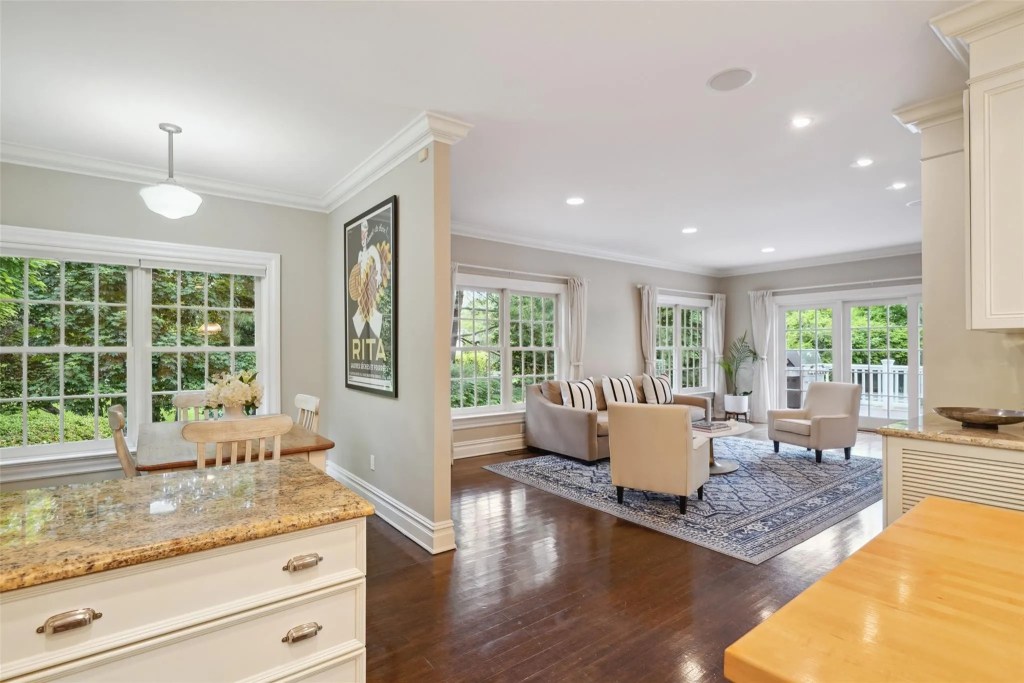 45 Forest Avenue, Rye
