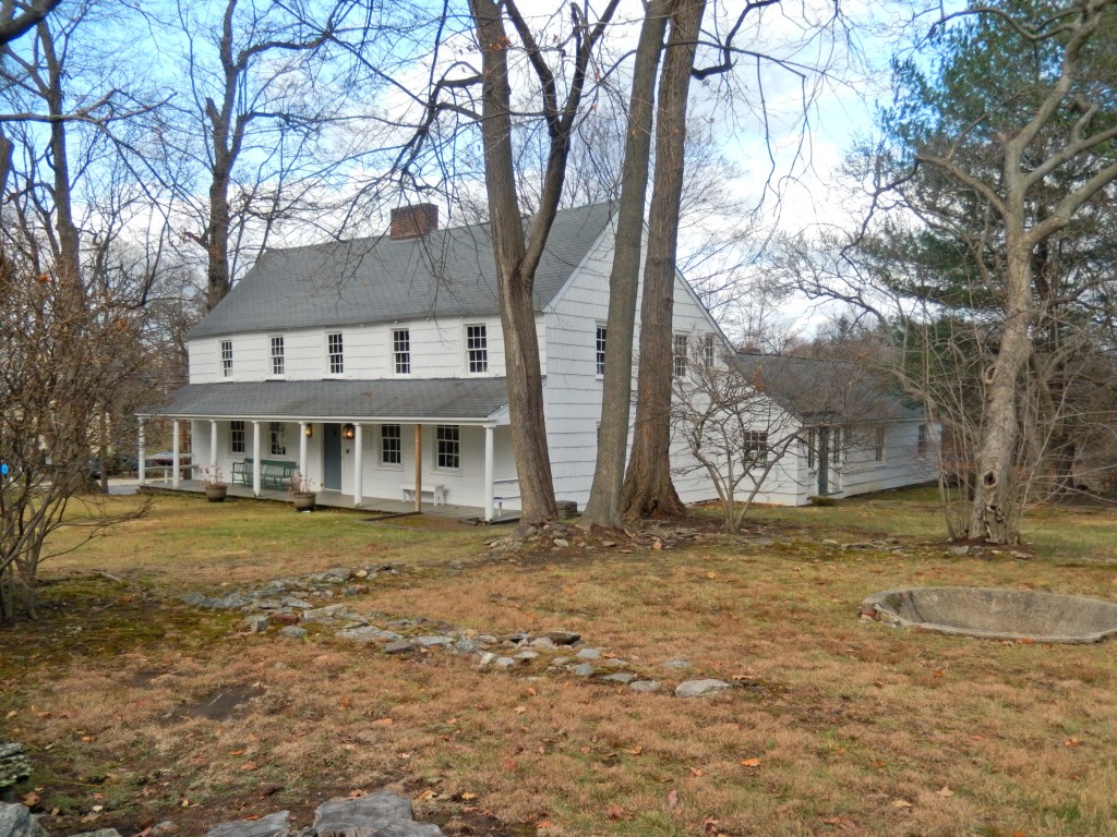 (PHOTO: Timothy Knapp House built between 1667 and 1670, Rye, New York. Public Domain. Source: Barry Eagel.)
