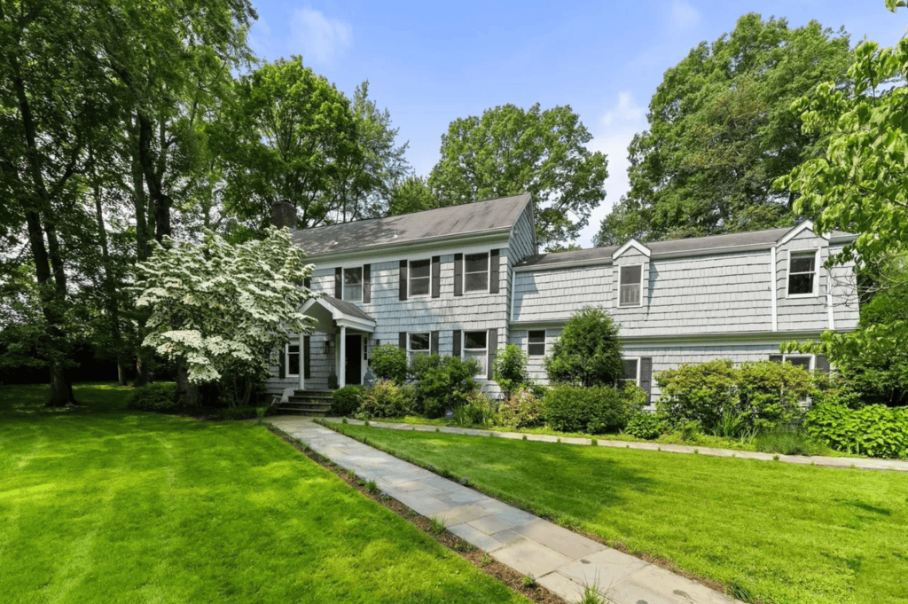 12 Walden Lane, Rye