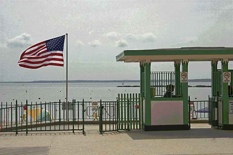 (PHOTO: Rye Playland. Entrance onto Playland Beach at the Boardwalk. By JoAnn Cancro.)