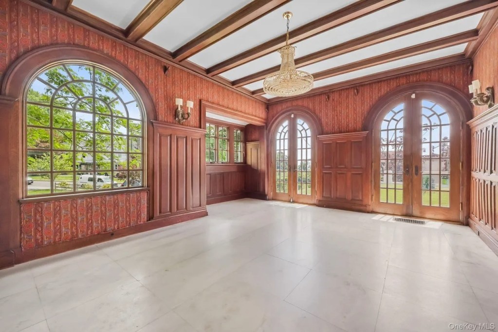 514 Alda Road, Mamaroneck