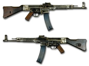 (PHOTO: German MP44 (Sturmgewehr 44), Germany. Caliber 8x33mm Kurz- From the collections of Armémuseum (Swedish Army Museum), Stockholm. CC BY-SA 4.0.)