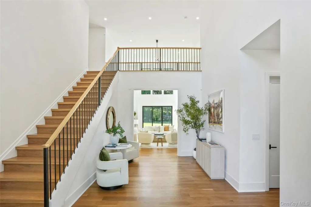 11 Boxwood Lane, Rye