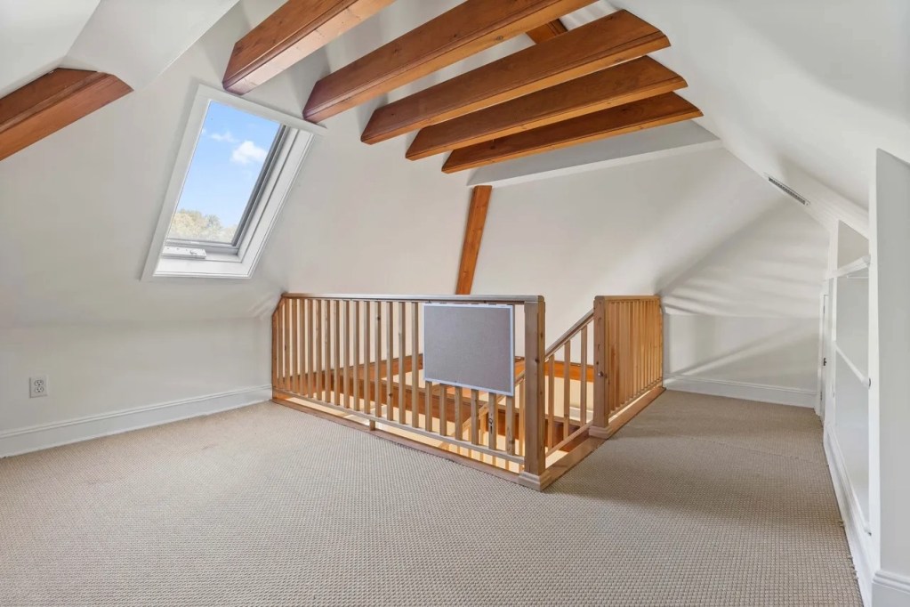 11 Billington Court, Rye