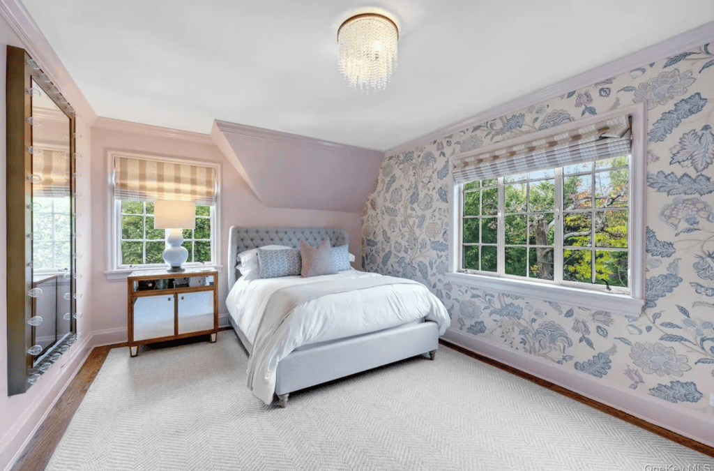 725 Forest Avenue, Rye