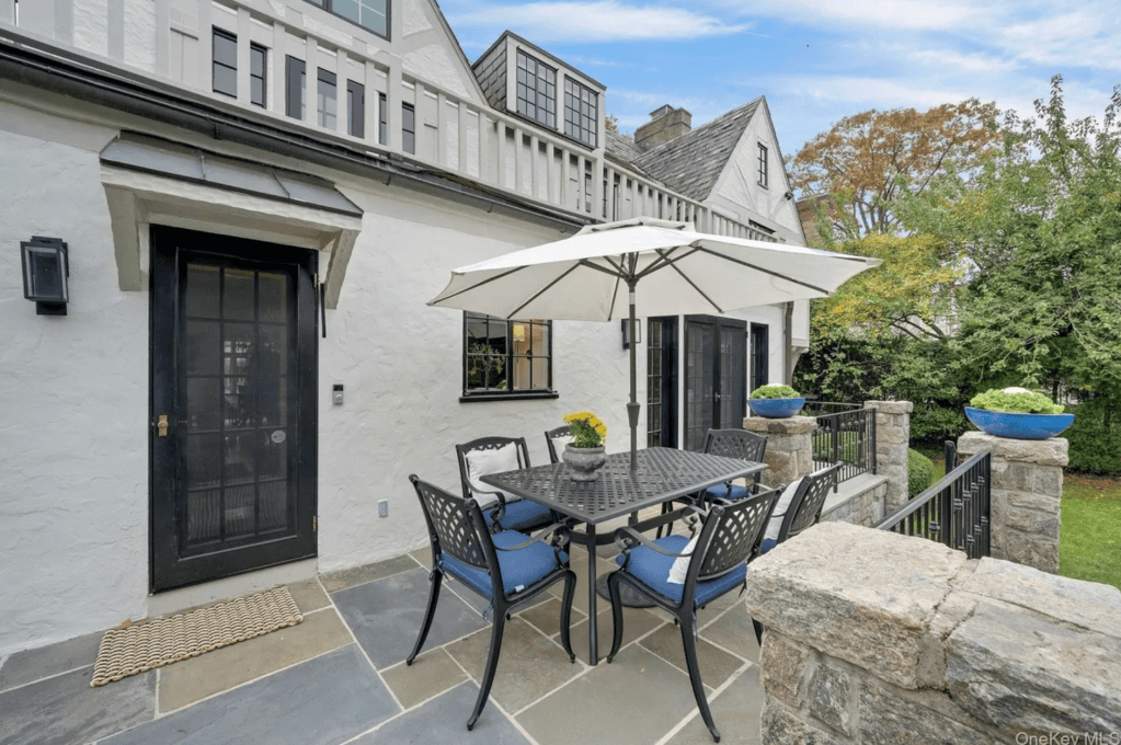 725 Forest Avenue, Rye
