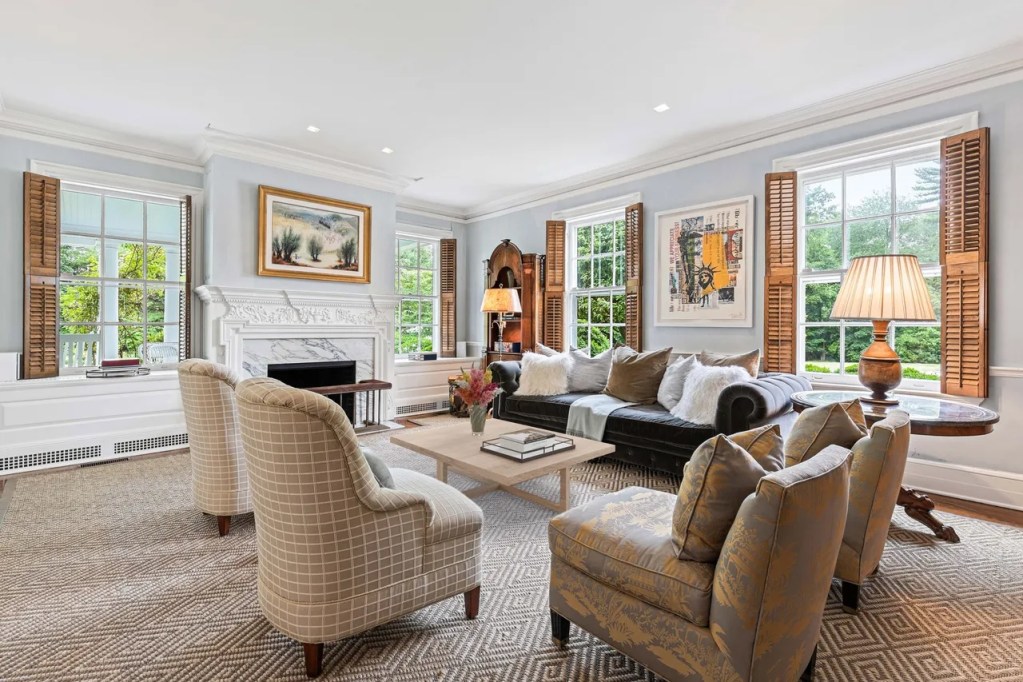 10 Meadow Lane, Purchase