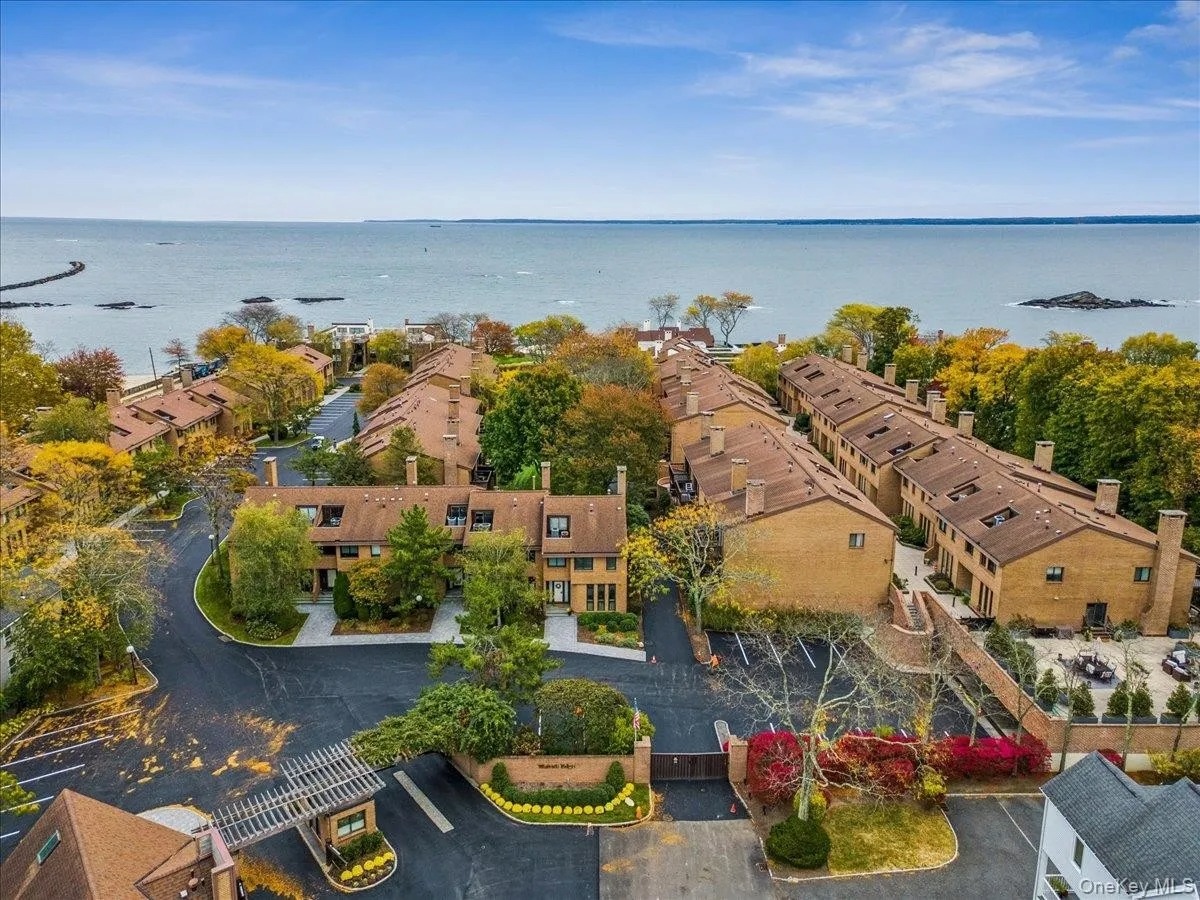70 Waters Edge (Unit 70), Rye
