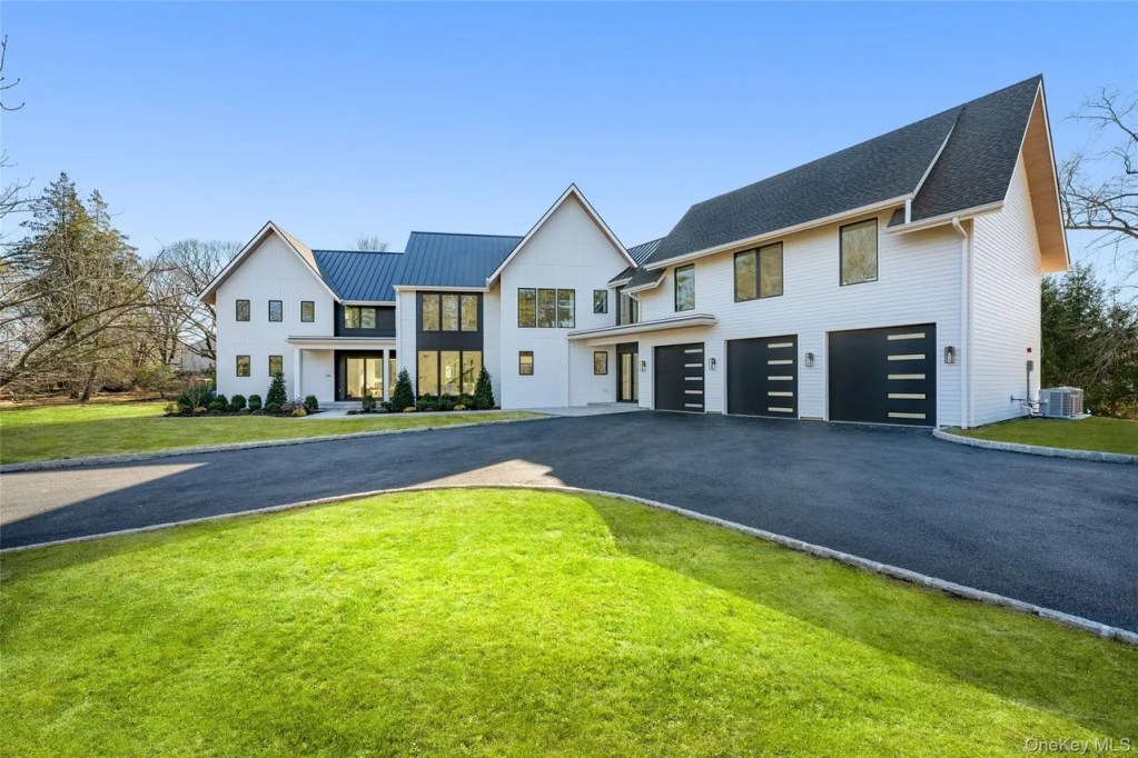 144 Wendover Road, Rye