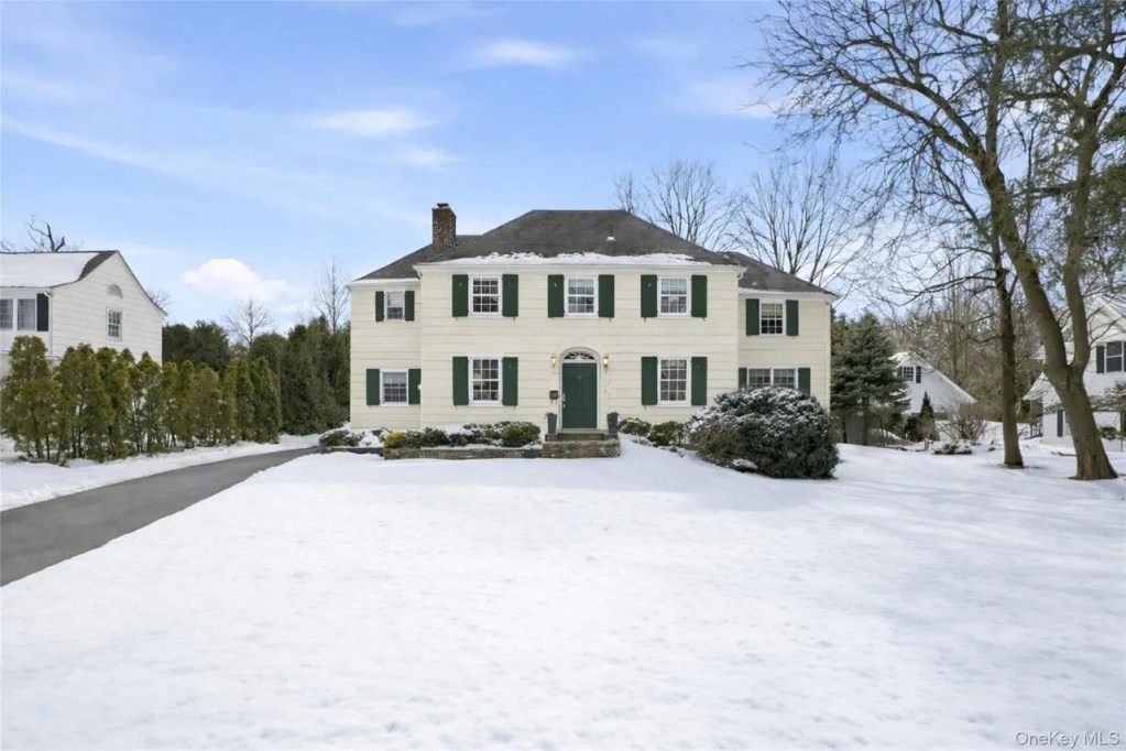 6 Pine Lane, Rye