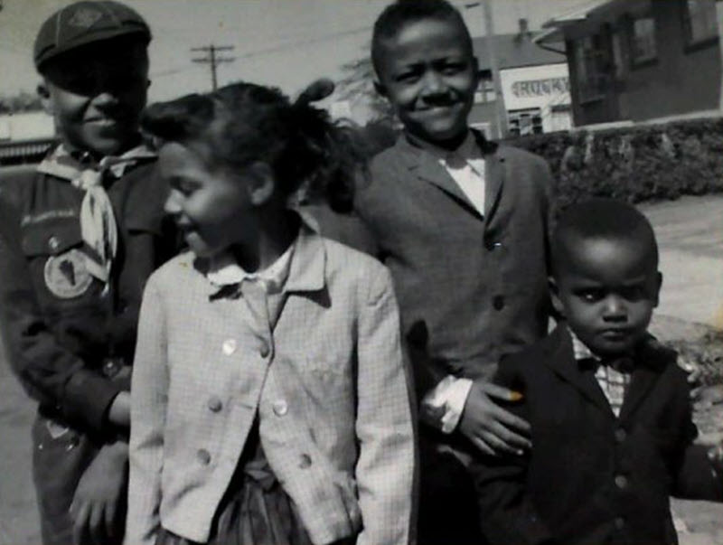 (PHOTO: Brother Sam Anderson, Marion Anderson, brother George Anderson, nephew George Davis onMemorial Day in Port Chester, NY. Circa mid 1960s. Contributed.) 
