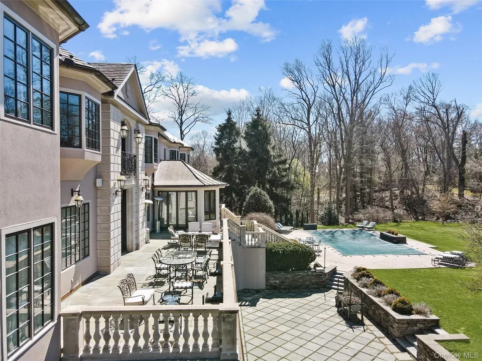 1 Laurelwood Court, Rye