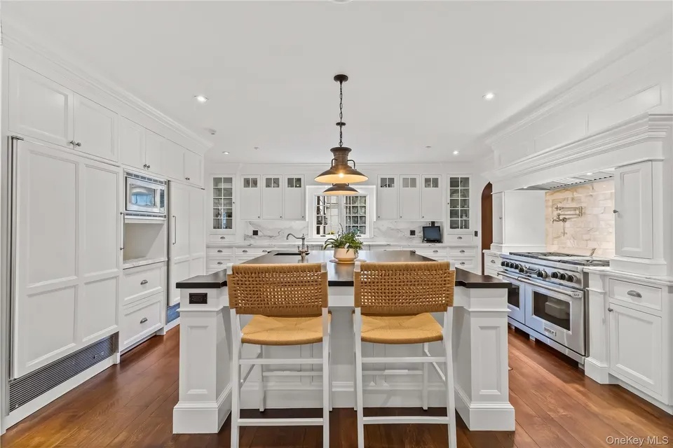 19 Park Drive South, Rye