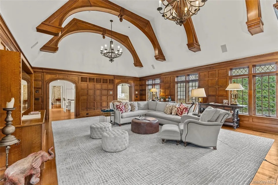 19 Park Drive South, Rye