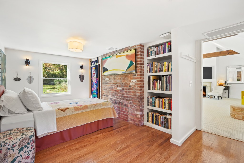 19 Winfield Avenue, Harrison