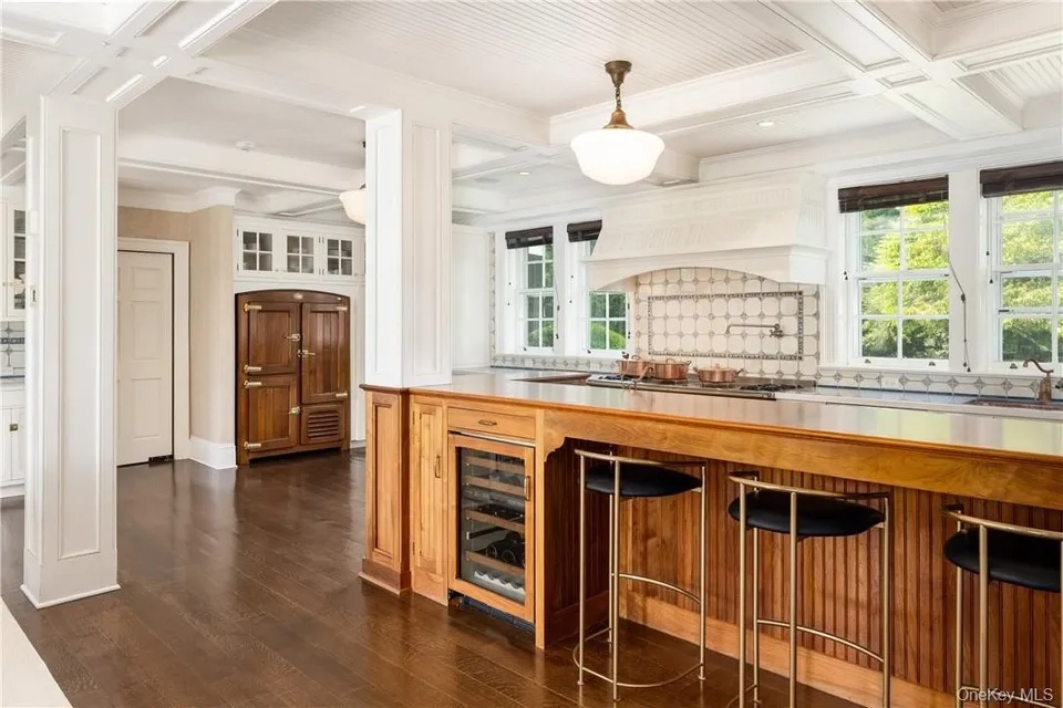 1619 Purchase Street, Purchase