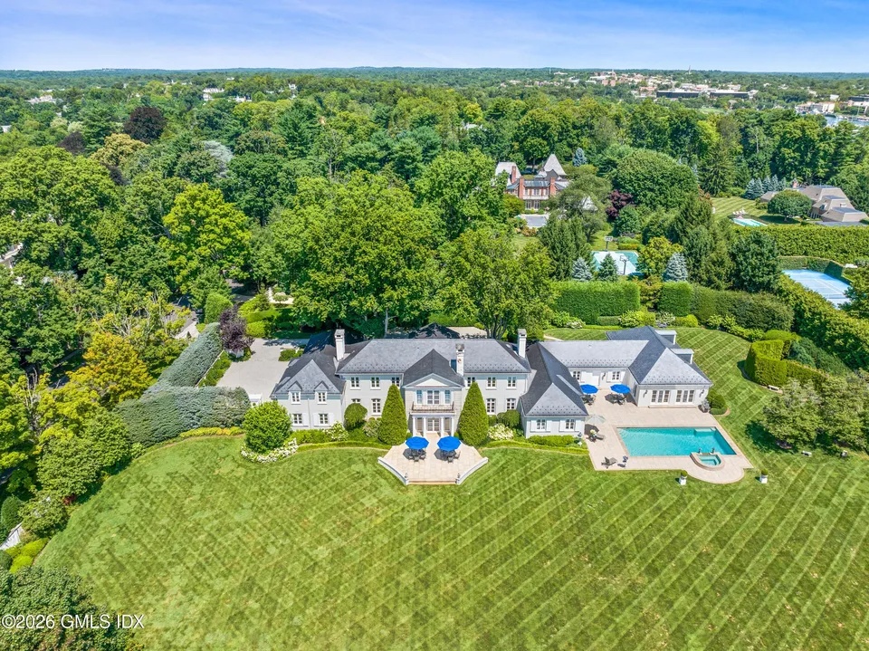 25 Field Point Circle, Greenwich